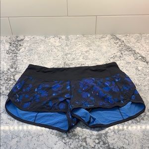 Lululemon Womens Black Blue Running Shorts Size 6